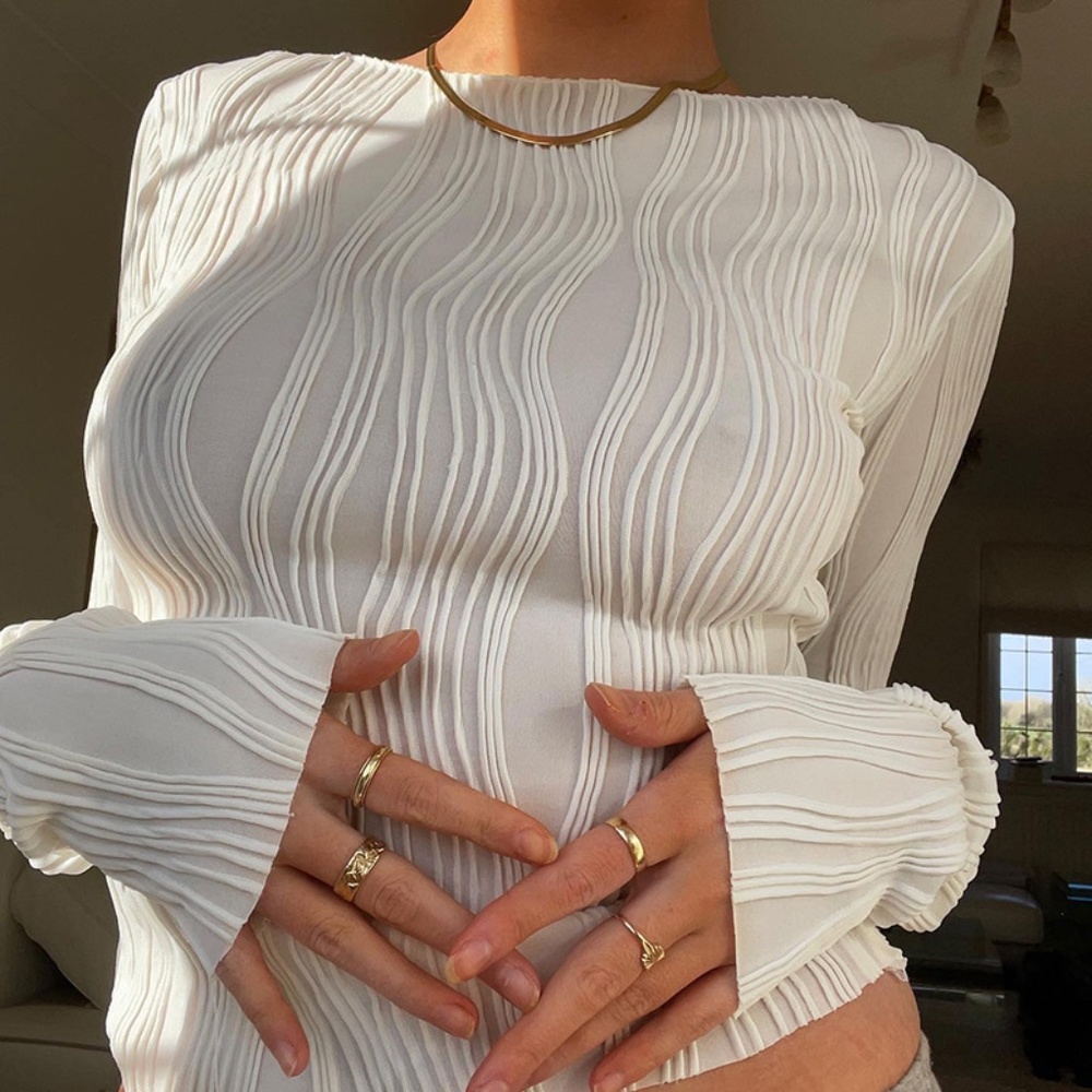 Long sleeve Cropped Top - Picture 8 of 8